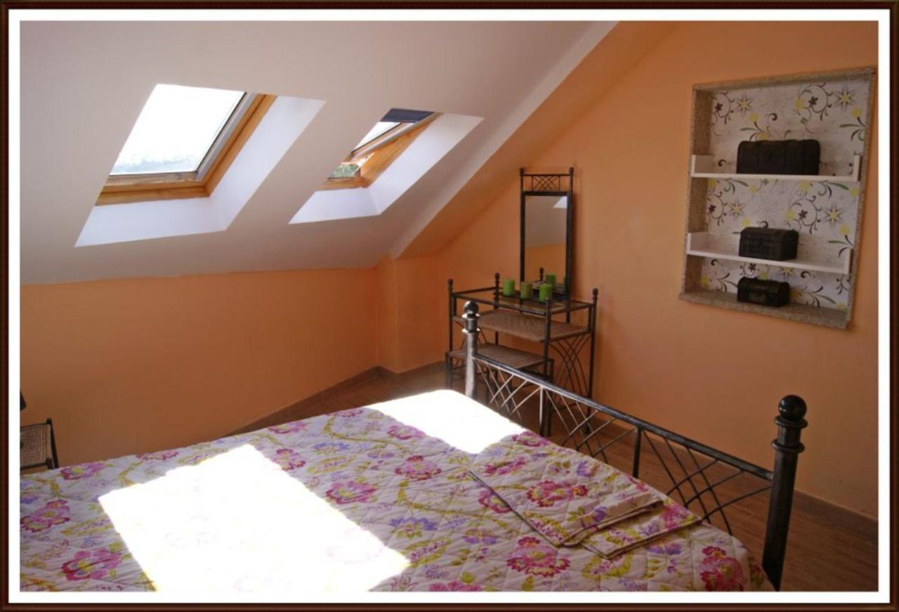 Apartamento En Zona Rustica De Camariñas מראה חיצוני תמונה
